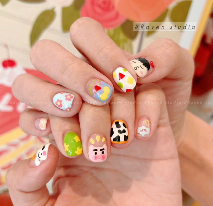 卡通手繪美甲，廣西美甲款式造型學校推薦