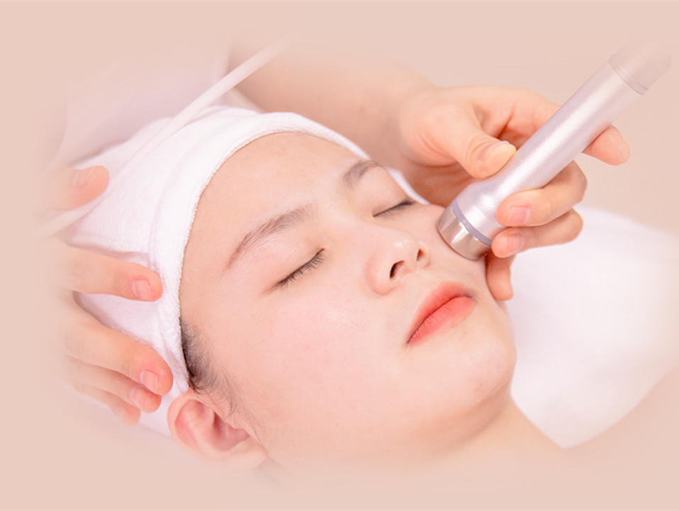 美容與形象設(shè)計(jì)學(xué)制班