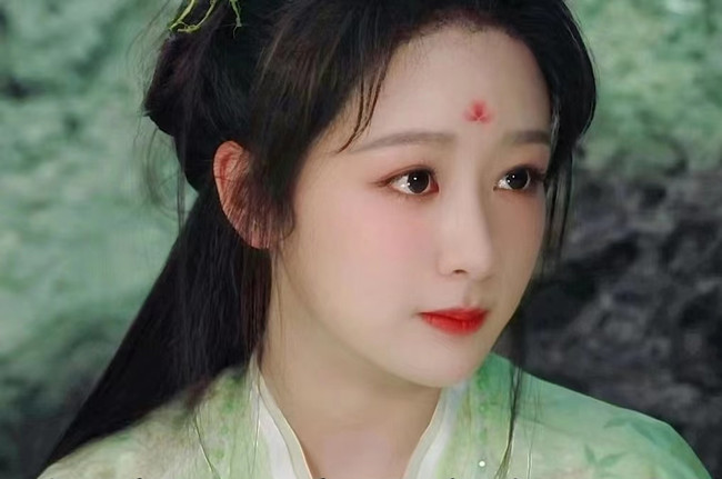 小夭《長相思》妝容教程，南寧化妝培訓(xùn)明星仿妝