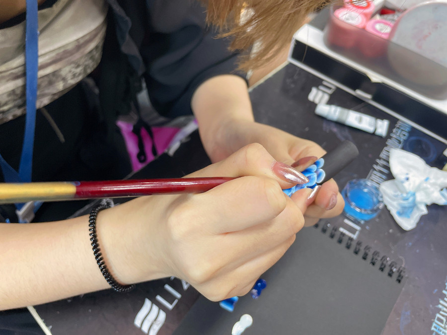 美甲排筆彩繪技巧，廣西美甲培訓