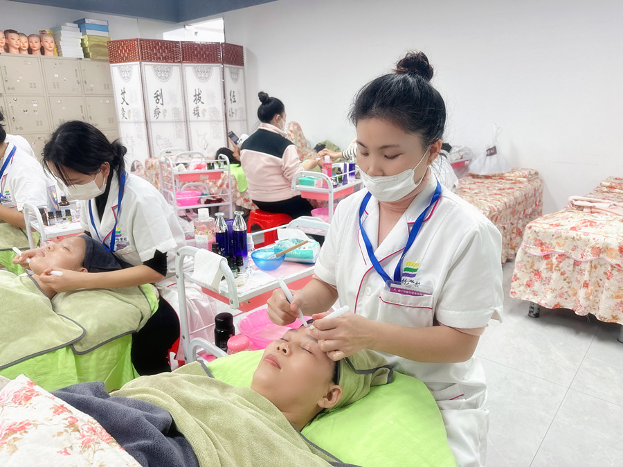 ?學美容心得體會：選擇麗竹，把握成功