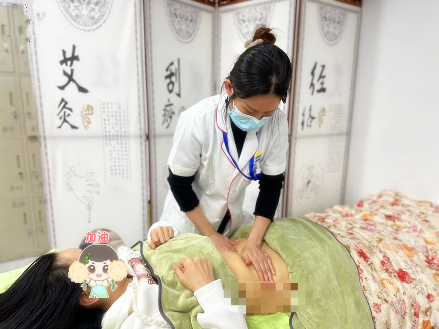 揉按腹部的好處，廣西美容美體專(zhuān)業(yè)學(xué)院分享