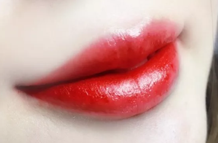 廣西紋繡技師：紋唇顏色不正常怎么辦？