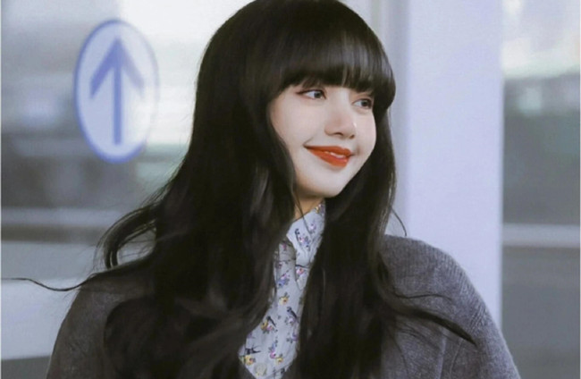 圓臉避雷的妝容誤區(qū)，南寧化妝彩妝學(xué)習(xí)