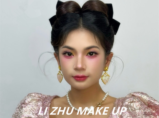 在逃公主造型，告訴南寧專業(yè)彩妝去哪學南寧專業(yè)彩妝去哪學？