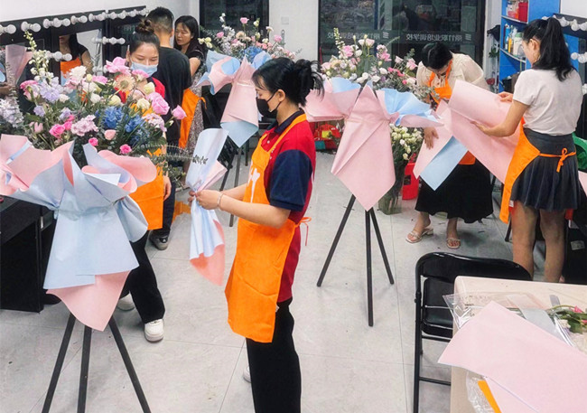 常見的開業(yè)花籃類型，南寧花藝培訓哪里的好？