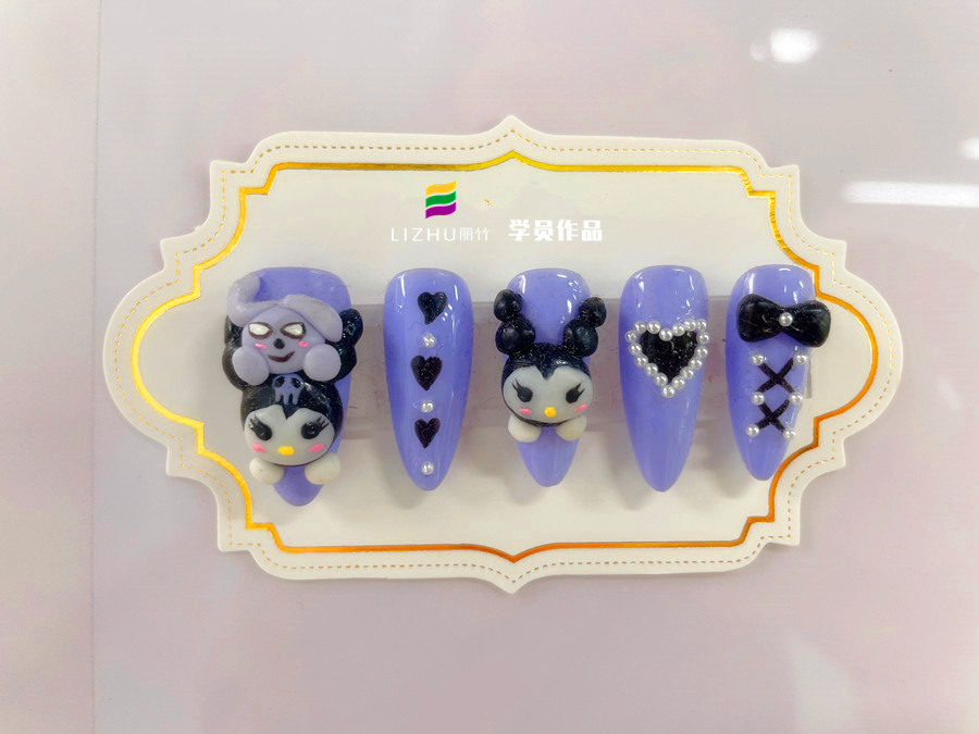 雕花+彩繪美甲，廣西美甲進(jìn)階培訓(xùn)