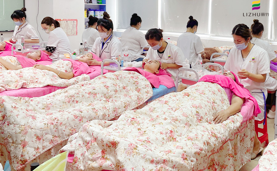 假期還債式護(hù)膚，南寧美容護(hù)膚培訓(xùn)教學(xué)