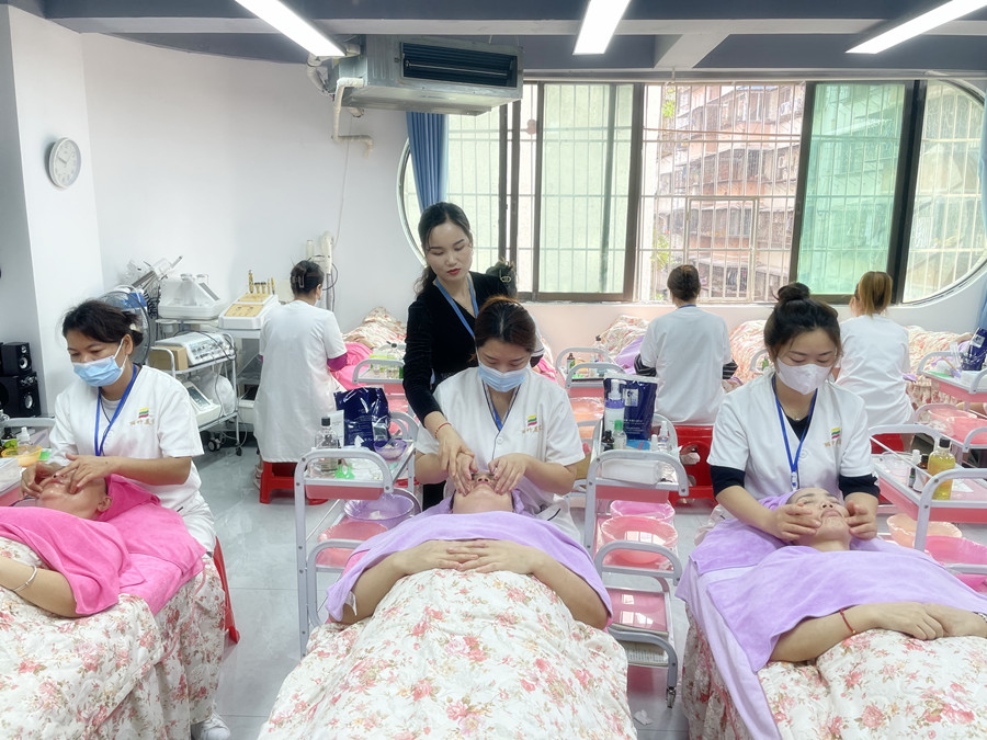 廣西皮膚管理美容師：換季如何正確護膚？