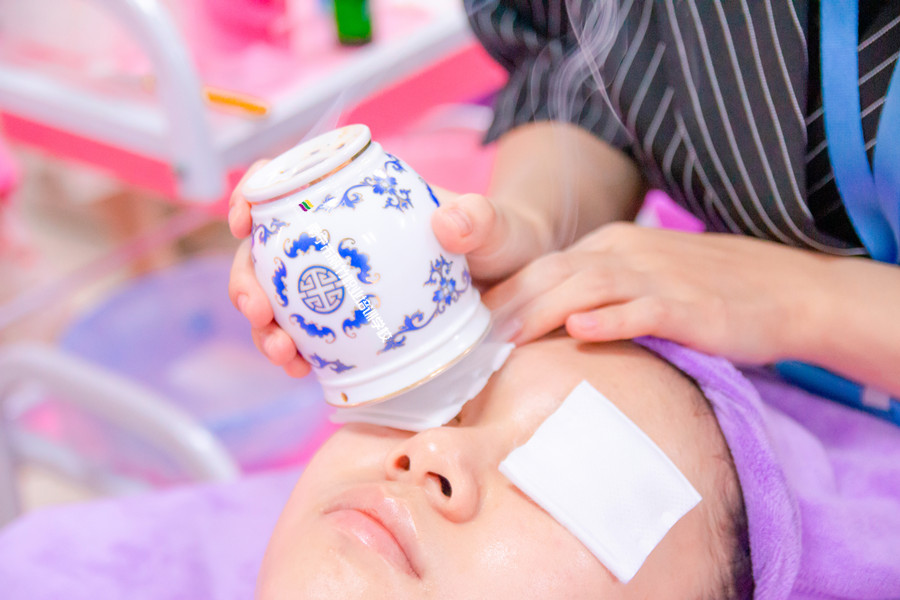 日常眼部護理貼士，南寧美容皮膚護膚學校收集