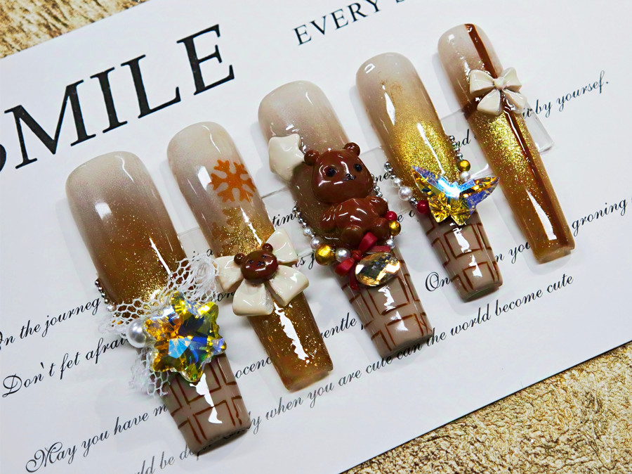 巧克力熊美甲，廣西美甲學(xué)徒熱門款推薦