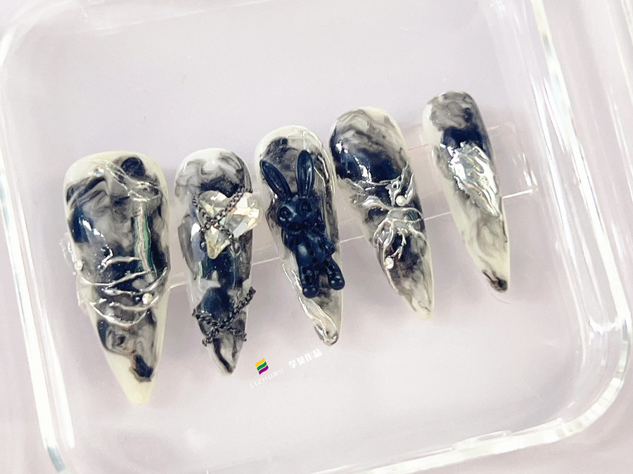 水墨暈染飾品美甲，南寧美甲店學徒必須款